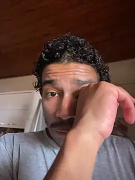 Snapshot of Mineirinho043 chatting on September 2025 01:56:01 PM Mineirinho043 online show from September 2025 01:56:01 PM