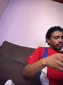 Snapshot of Mineirinho043 chatting on October 2025 06:40:01 PM Mineirinho043 online show from October 2025 06:40:01 PM