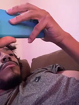 Snapshot of Mineirinho043 chatting on October 2025 04:40:02 PM Mineirinho043 online show from October 2025 04:40:02 PM