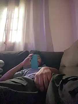 Snapshot of Mineirinho043 chatting on November 2025 02:06:01 PM Mineirinho043 online show from November 2025 02:06:01 PM