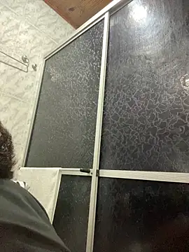 Snapshot of Mineirinho043 chatting on November 2025 01:27:02 AM Mineirinho043 online show from November 2025 01:27:02 AM