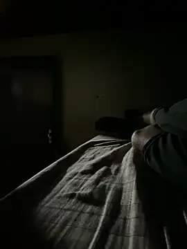 Snapshot of Mineirinho043 chatting on November 2025 01:48:02 AM Mineirinho043 online show from November 2025 01:48:02 AM