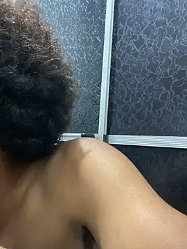 Snapshot of Mineirinho043 chatting on November 2025 04:29:01 PM Mineirinho043 online show from November 2025 04:29:01 PM