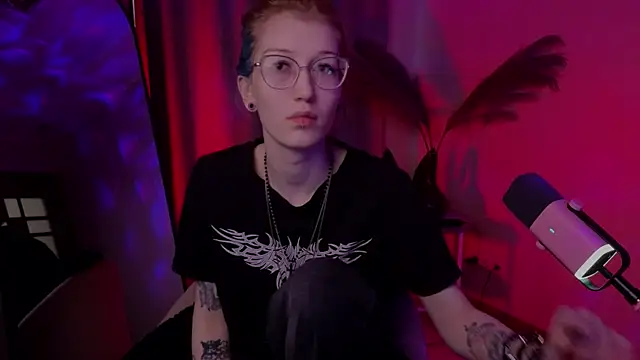 Snapshot of lissaros chatting on October 2025 05:05:02 AM lissaros online show from October 2025 05:05:02 AM