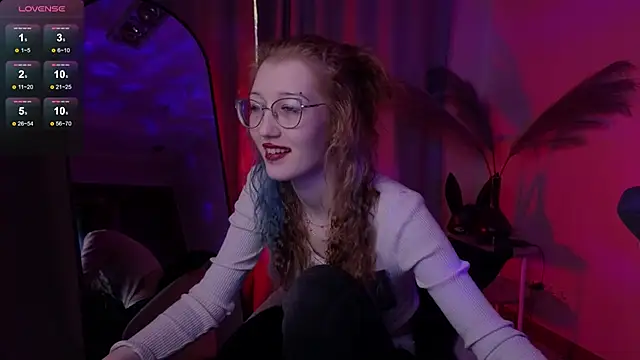 Snapshot of lissaros chatting on October 2025 05:17:02 AM lissaros online show from October 2025 05:17:02 AM