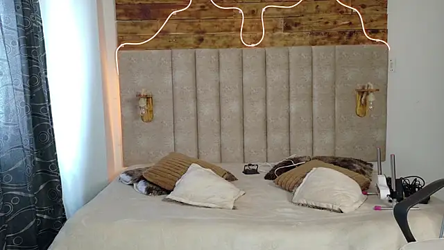 Snapshot of Alektra_bryce chatting on September 2025 08:08:02 PM Alektra bryce online show from September 2025 08:08:02 PM