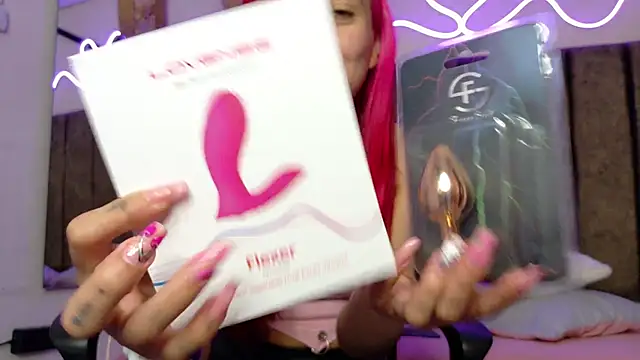 Snapshot of Alektra_bryce chatting on September 2025 08:20:02 PM Alektra bryce online show from September 2025 08:20:02 PM