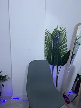 Celine Roxelle online show from October 2025 06:51:01 PM