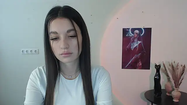 Snapshot of Eva_Eldis chatting on February 2025 02:33:01 PM Eva Eldis online show from February 2025 02:33:01 PM