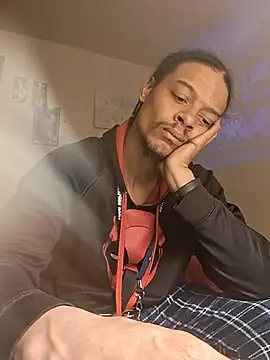 Locdawgg11 online show from January 2026 11:43:01 PM