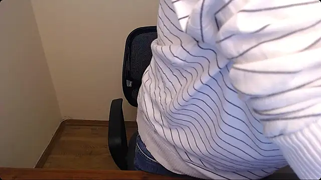 AdrianaRich  online show from September 2025 06:35:01 AM