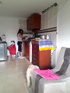 jeans and emma online show from March 2025 05:10:02 PM