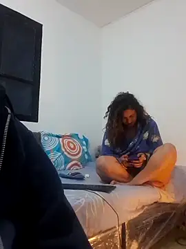 jeans and emma online show from September 2025 12:24:02 AM