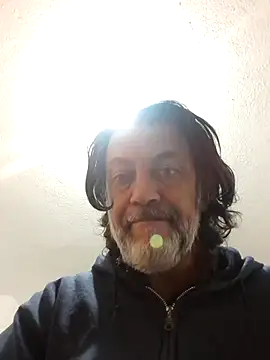 jeans and emma online show from December 2025 02:10:02 AM