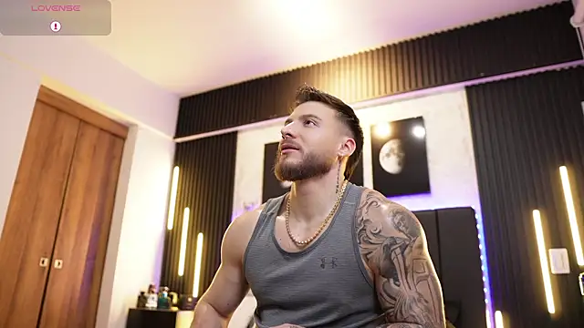 Snapshot of David_blake_ chatting on December 2025 02:41:01 AM David blake online show from December 2025 02:41:01 AM