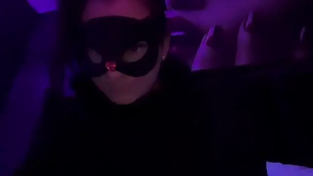 Snapshot of Loveblackzilla chatting on February 2025 08:07:02 PM Loveblackzilla online show from February 2025 08:07:02 PM