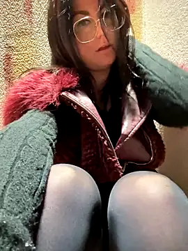 Snapshot of Loveblackzilla chatting on October 2025 05:56:02 PM Loveblackzilla online show from October 2025 05:56:02 PM