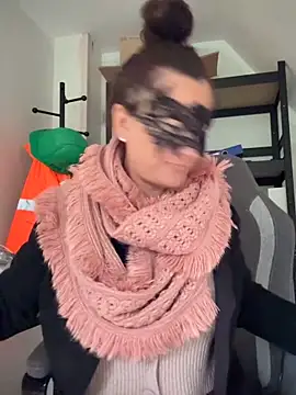 Loveblackzilla online show from February 2026 12:43:02 PM