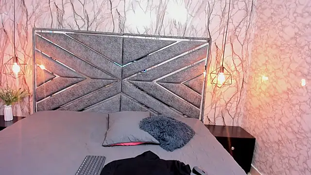 Snapshot of IVISBOUNCYASS chatting on February 2025 05:40:02 PM IVISBOUNCYASS online show from February 2025 05:40:02 PM