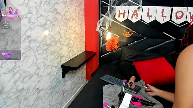 Snapshot of IVISBOUNCYASS chatting on October 2025 12:57:02 PM IVISBOUNCYASS online show from October 2025 12:57:02 PM