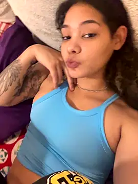 Snapshot of tastylolaaa chatting on September 2025 02:49:02 AM tastylolaaa online show from September 2025 02:49:02 AM