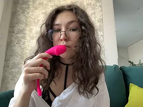 Tw1nFlame online show from February 2025 04:11:02 AM