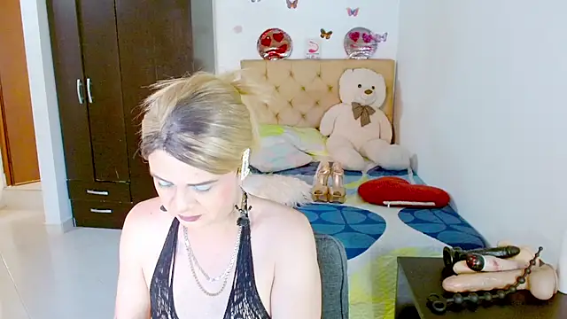 Dolldirtyxxx online show from June 2026 10:15:01 PM