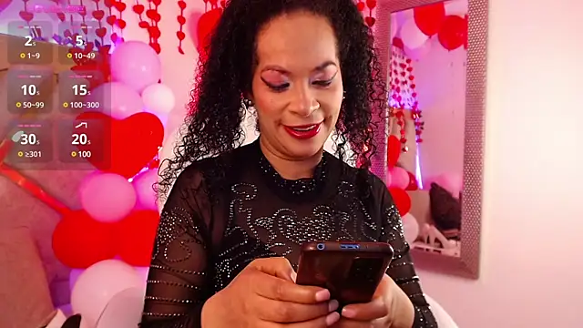 Snapshot of Cintiia_Holmes chatting on February 2025 11:38:02 AM Cintiia Holmes online show from February 2025 11:38:02 AM