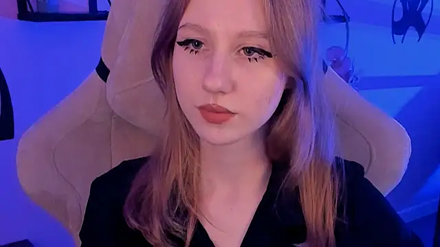 DariaTate online show from September 2025 11:55:02 AM