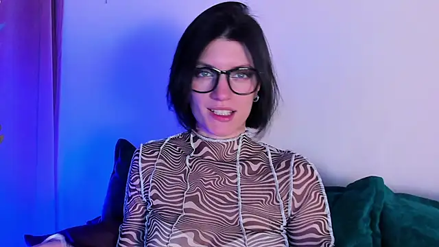 Snapshot of roxy_riot_ chatting on February 2025 07:29:01 AM roxy riot online show from February 2025 07:29:01 AM