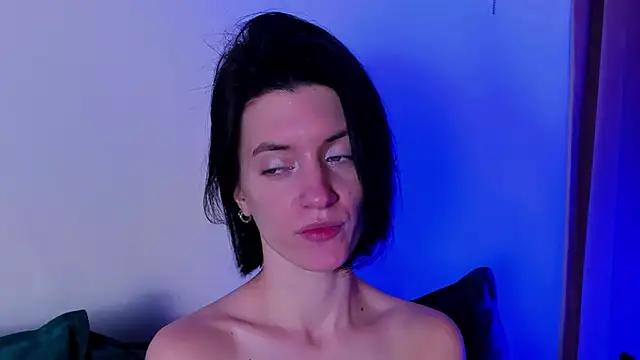 Snapshot of roxy_riot_ chatting on February 2025 07:47:02 AM roxy riot online show from February 2025 07:47:02 AM