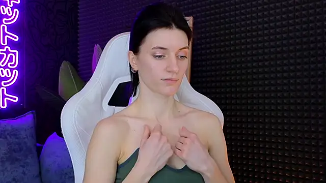 Snapshot of roxy_riot_ chatting on March 2025 04:30:02 AM roxy riot online show from March 2025 04:30:02 AM