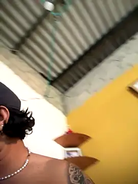 daniel6916 online show from November 2025 02:43:02 PM