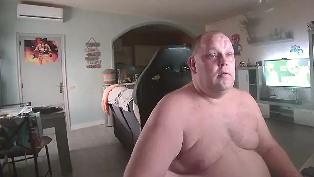 Hotfire-112 online show from March 2026 07:06:02 PM