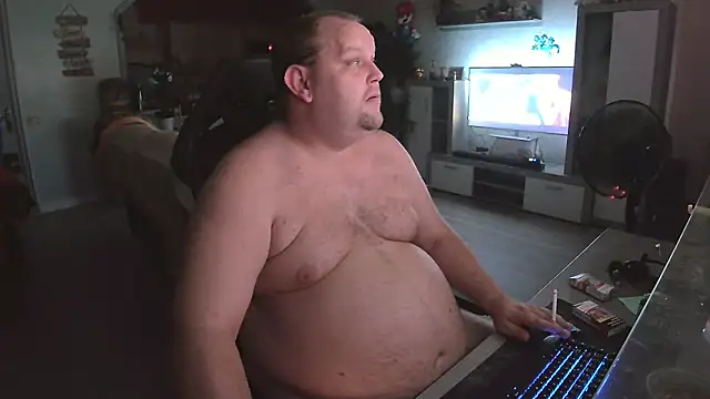 Hotfire-112 online show from April 2026 10:32:01 PM