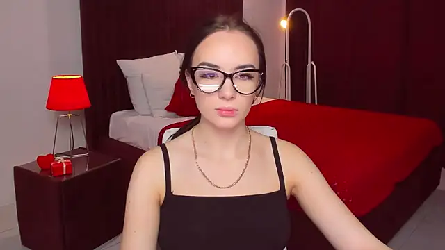 Snapshot of Suga_babe chatting on October 2025 01:06:02 PM Suga babe online show from October 2025 01:06:02 PM