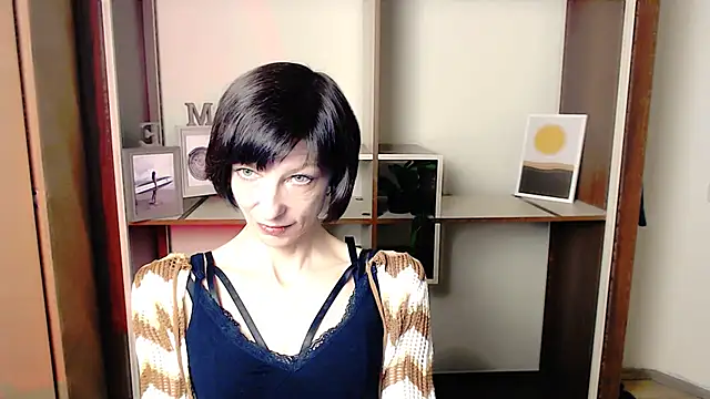  AngeliaFlow  online show from October 2025 06:54:01 AM