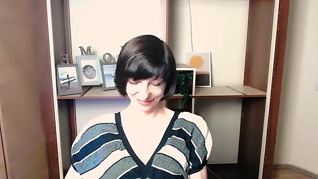  AngeliaFlow  online show from November 2025 08:03:01 AM