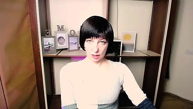  AngeliaFlow  online show from February 2026 09:17:01 AM