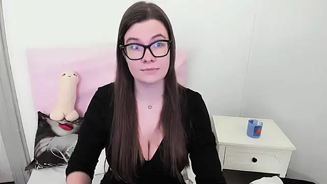 CarolineFlirt online show from February 2026 03:22:01 PM