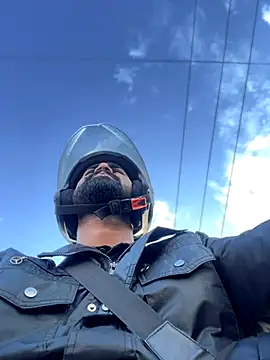 Rishwithr online show from October 2025 01:49:02 AM