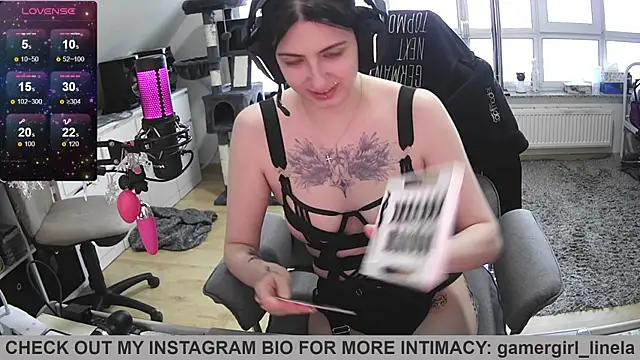 Snapshot of Gamergirl-Linela chatting on April 2026 05:06:02 PM Gamergirl-Linela online show from April 2026 05:06:02 PM