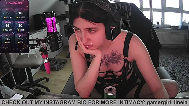Snapshot of Gamergirl-Linela chatting on April 2026 05:30:01 PM Gamergirl-Linela online show from April 2026 05:30:01 PM