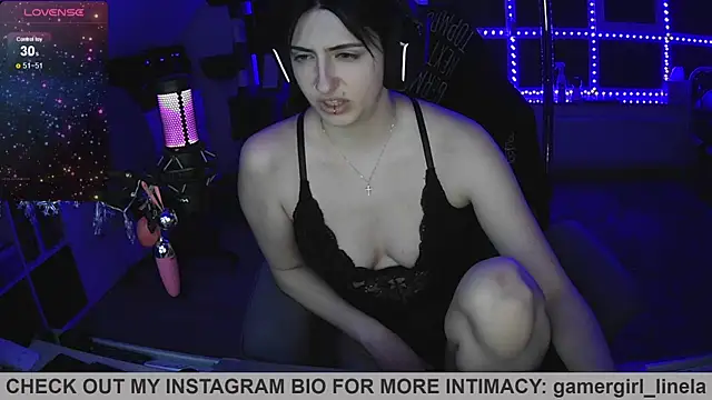 Snapshot of Gamergirl-Linela chatting on May 2026 10:16:02 PM Gamergirl-Linela online show from May 2026 10:16:02 PM
