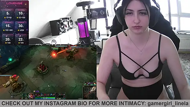 Snapshot of Gamergirl-Linela chatting on July 2026 04:49:02 PM Gamergirl-Linela online show from July 2026 04:49:02 PM