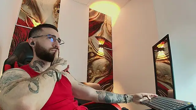 Luke davis01 online show from October 2025 01:23:01 PM