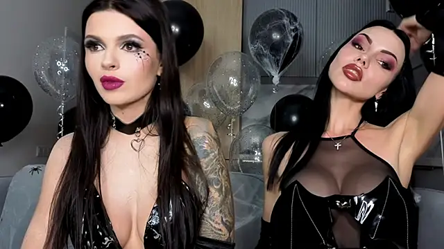 Snapshot of AmyLeeplay chatting on October 2025 03:35:02 PM AmyLeeplay online show from October 2025 03:35:02 PM