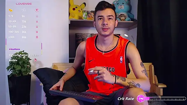 kyle clint07 online show from October 2025 06:49:02 PM