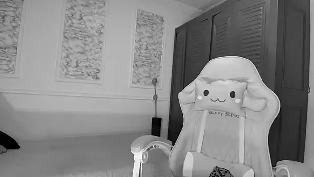 Snapshot of Danella_houston chatting on October 2025 06:40:02 PM Danella houston online show from October 2025 06:40:02 PM