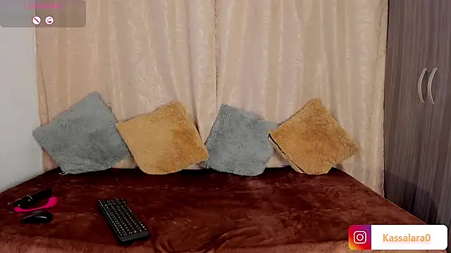 Snapshot of kassandra_Lara chatting on September 2025 02:57:01 AM kassandra Lara online show from September 2025 02:57:01 AM